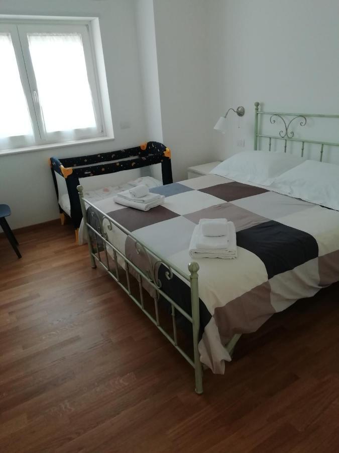 Central Apartment Con Tre Camere Da Letto 洛科罗通多 外观 照片